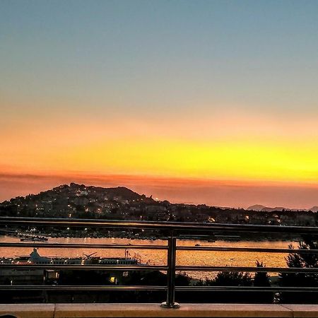 Beautiful 2 Bedroom 2 Bathroom Sea View, Free Parking Дубровник Екстериор снимка