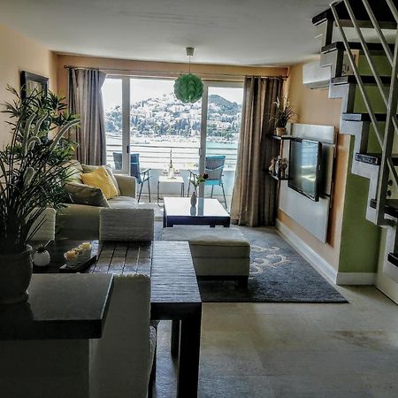 Beautiful 2 Bedroom 2 Bathroom Sea View, Free Parking Дубровник Екстериор снимка