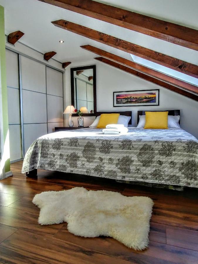 Beautiful 2 Bedroom 2 Bathroom Sea View, Free Parking Дубровник Екстериор снимка